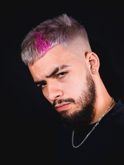 Platinado + mecha rosa